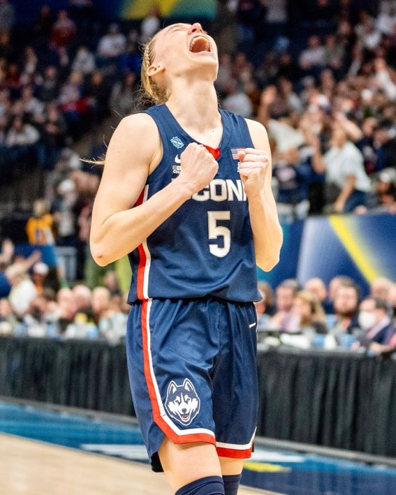 GovNedLamont's tweet photo. When you wake up and it’s gameday. #BleedBlue #UConnNation https://t.co/6LXvF9Yo3c