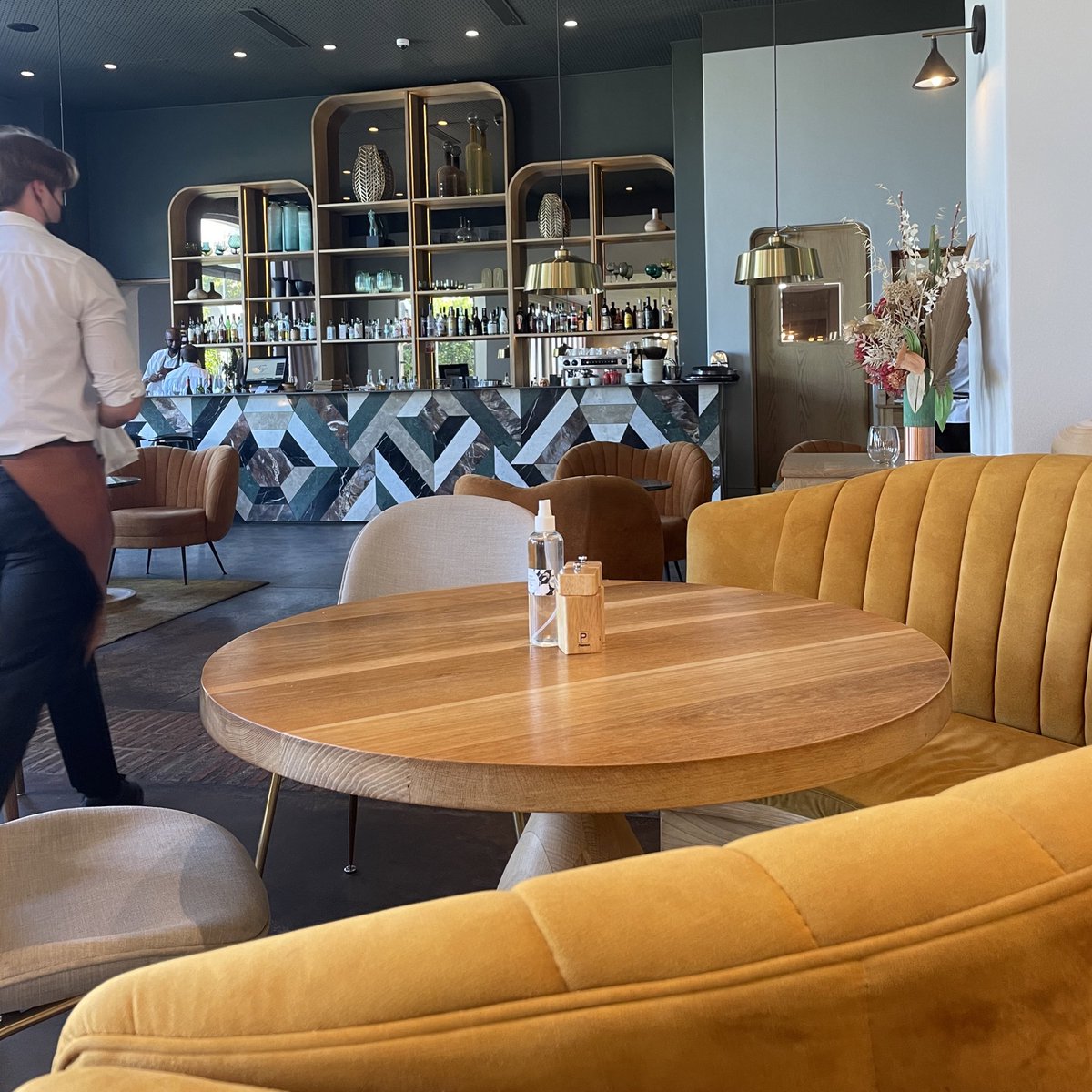 CayleighBright's tweet photo. Full review to follow in print soon enough, but just a quick note to let you know that @SteenbergWines is serving up the fresh special-occasion lunch you’re looking for. https://t.co/bfN6jrsHpg