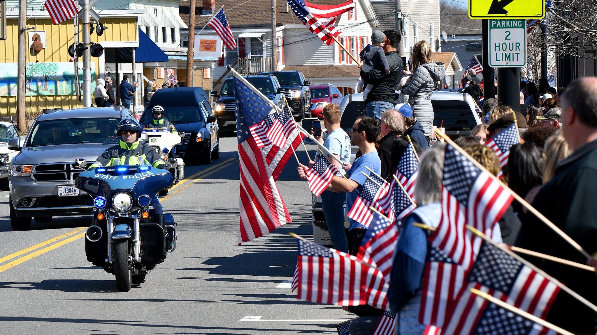 Telegramdotcom On Twitter Hundreds Salute Capt Ross Reynolds As 