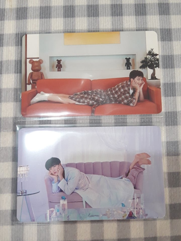 minejihope's tweet photo. (4/8) wts lfb bts be deluxe photocard set

💗 all available except jihope &amp; group pcs
💬 all in good condi except jin (9.5/10; have a slight ball chain dent :<)
🍃 PHP 300 set! (PHP 280 if payo)

t. bangtan pc ph namjoon jin taehyung jungkook jk yoongi suga https://t.co/Nebr9jm6iv