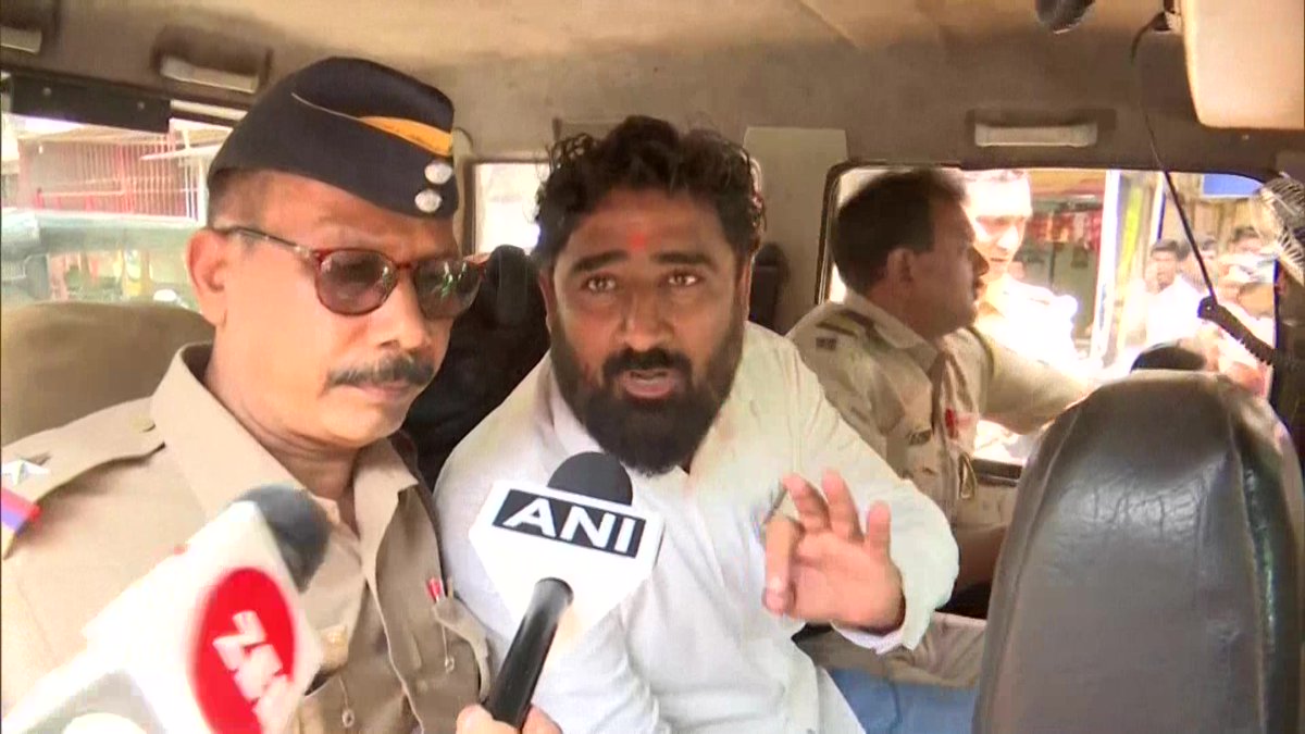 ANI's tweet photo. "No one takes permission, it isn't just me. So action should be taken on everyone if it's taken on me. The police did their job. Raj (Thackeray) Sahab says, never say anything to the police. Action should be taken wherever loudspeakers are used: MNS leader Mahendra Bhanushali https://t.co/yTzssmNE48
