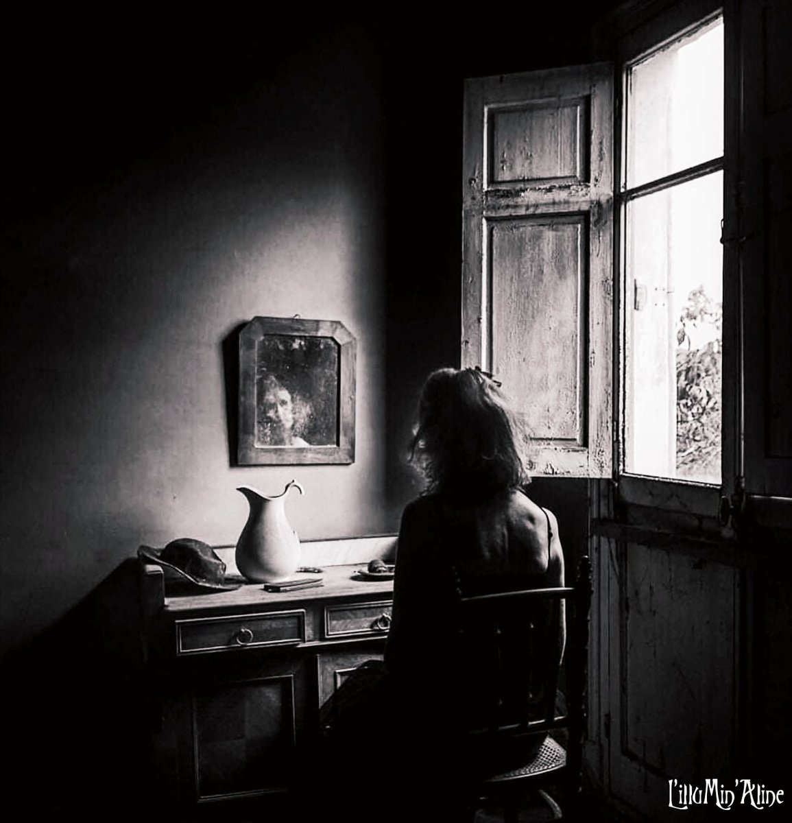 We all have rules for ourselves, these are the rules that help define who we are, so when we break these rules we risk getting lost and becoming something unknown. Who am I? Is this a new beginning? Or the beginning of the end? #nftcollectors #NFTdrop opensea.io/assets/matic/0…