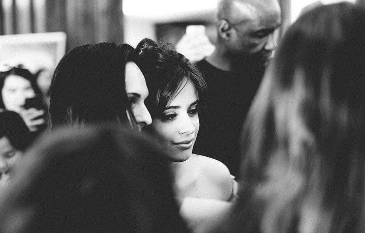 smthrowbacks's tweet photo. one week till weโre reunited on the #NeverBeTheSameTour ๐ฉ๐๐ฉ
@Camila_Cabello via Instagram 4 years ago today! https://t.co/XIWXP4D6MR