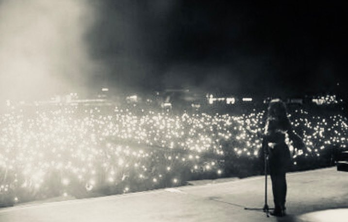 smthrowbacks's tweet photo. one week till weโre reunited on the #NeverBeTheSameTour ๐ฉ๐๐ฉ
@Camila_Cabello via Instagram 4 years ago today! https://t.co/XIWXP4D6MR