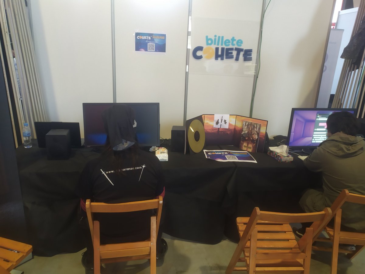 starrysoftie206's tweet photo. He visitado el stand de @BilleteCohete en #GranadaGaming2022 y jugado a #DreadSwipes y #ADV3NTUR3 de @Sepiagames_ y @croxelstudios! https://t.co/NLpkP39CTV https://t.co/EWZgvEXv7a