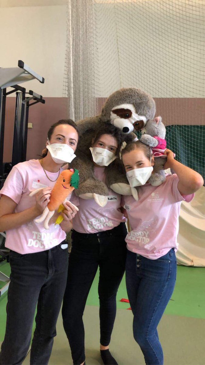 leah_walker1521's tweet photo. Had a fantastic day hanging out with the kids at the Teddy Bear Hospital with the other final year physios ! Well done to all  at @TCDteddy  for organising the event ! https://t.co/9G7mv7Rj1n