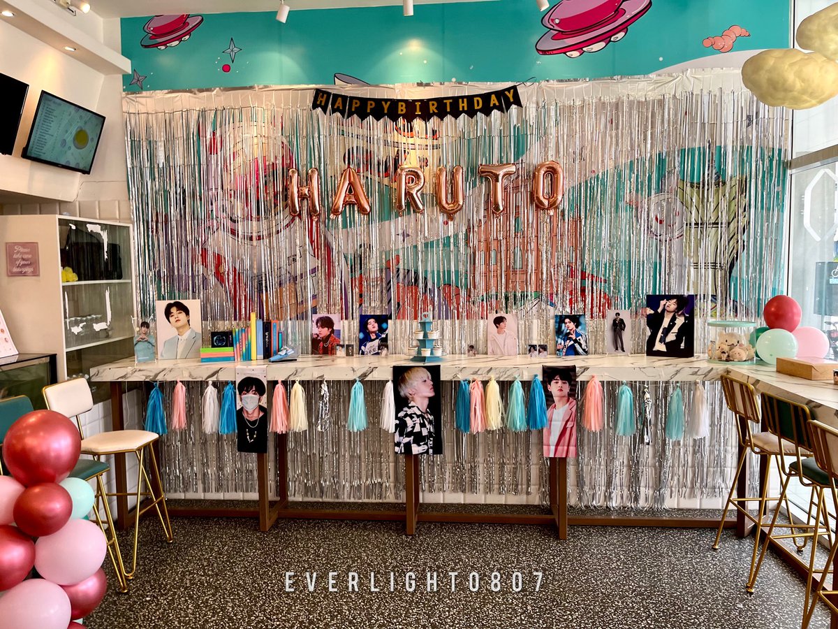 everlight0807's tweet photo. 🦋🌸 Haruto Café : #SpringTakesFlight Cupsleeve Event 🌸🦋

Thanks to everyone who celebrated #Haruto’s 18th bday with us yday 💙 So happy to see new faces &amp; some frequent attendees too. Hope you had a fun time 🤗

#HappyHarutoDay #하루토 #트레저하루토 #TREASURE @treasuremembers https://t.co/0sqg1bErYV