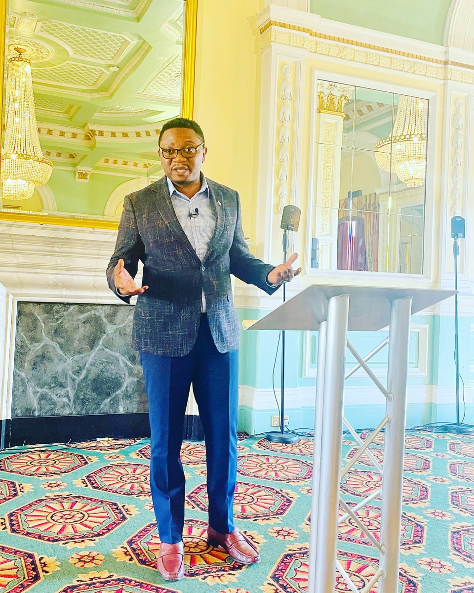 MmapulaKaluba's tweet photo. Grace is God not flexing Him muscles. Good word @davidkaluba #churchflow https://t.co/1Mm5pQJwod