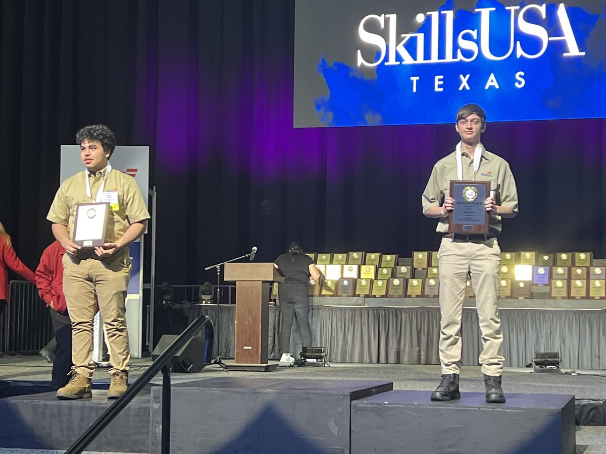 HCTC_Manu_Eng's tweet photo. More results from the SkillsUSA state competition.

CNC Technician Jacob Teel, CNC Milling Victor Ruvalcaba, and CNC Turning Victoria Montalvo all took silver!  Great job!  Thank you for your hard work! 
#hctcready 
#emsproud
@EMSISD_CTE https://t.co/HyLEQ3hajr