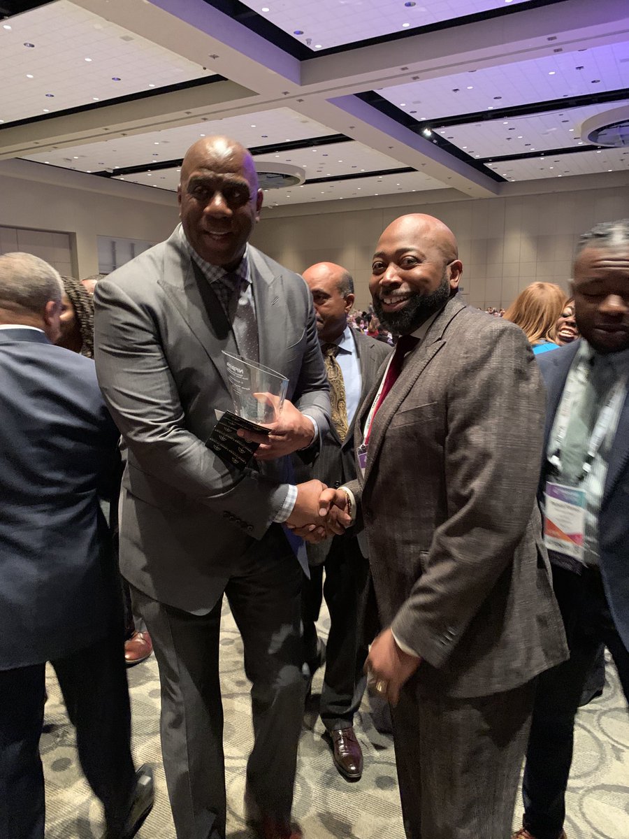 MikeBryant_MPA's tweet photo. It was great to be back in person at NFBPA FORUM 2022! GFOA &amp; NFBPA are two associations that I am proud to be a part of and assist with establishing a formal partnership. I enjoyed sharing this year’s experience with GFOA’s President Elect &amp; Director of Education ⁦@GFOA⁩ https://t.co/gHesAjWalA