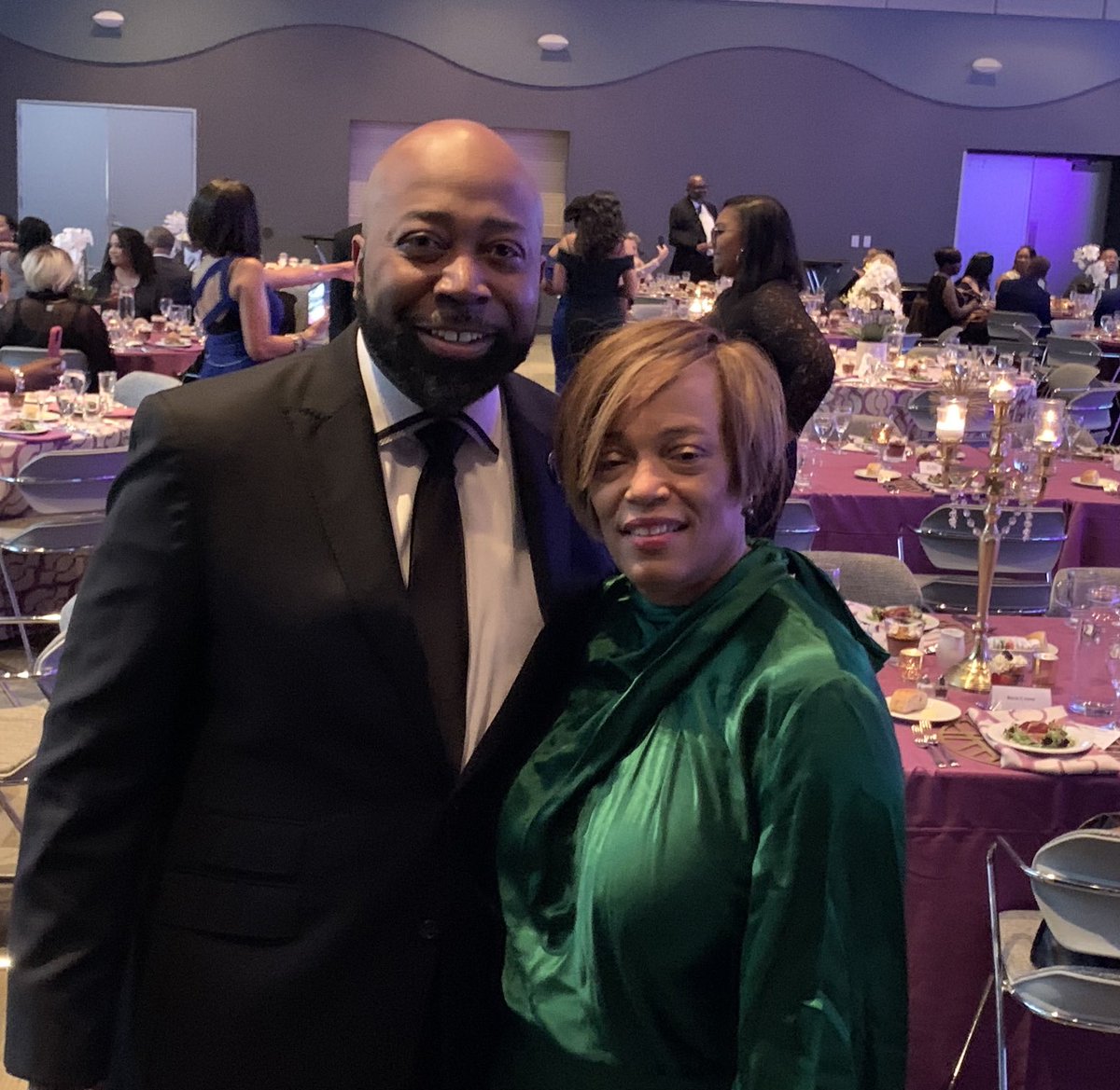 MikeBryant_MPA's tweet photo. It was great to be back in person at NFBPA FORUM 2022! GFOA &amp; NFBPA are two associations that I am proud to be a part of and assist with establishing a formal partnership. I enjoyed sharing this year’s experience with GFOA’s President Elect &amp; Director of Education ⁦@GFOA⁩ https://t.co/gHesAjWalA