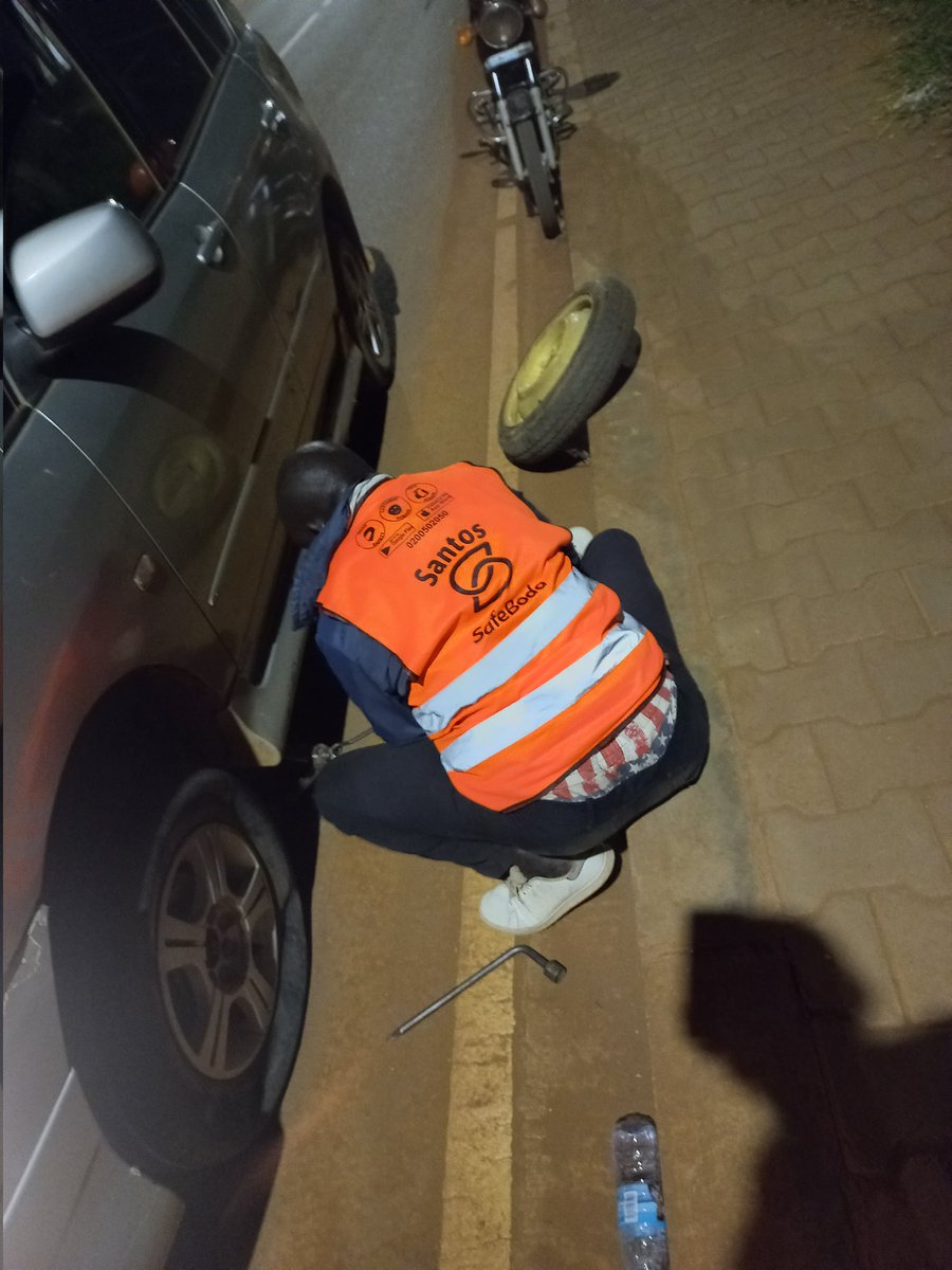 hakiza256's tweet photo. I want to thank this @SafeBoda rider who came to my rescue last night. The spot was dark, scary and lonely. Mr.Santos stayed with me till the two of us fixed the flat Tyre. God Bless Him. https://t.co/Wz7aYk2LYb