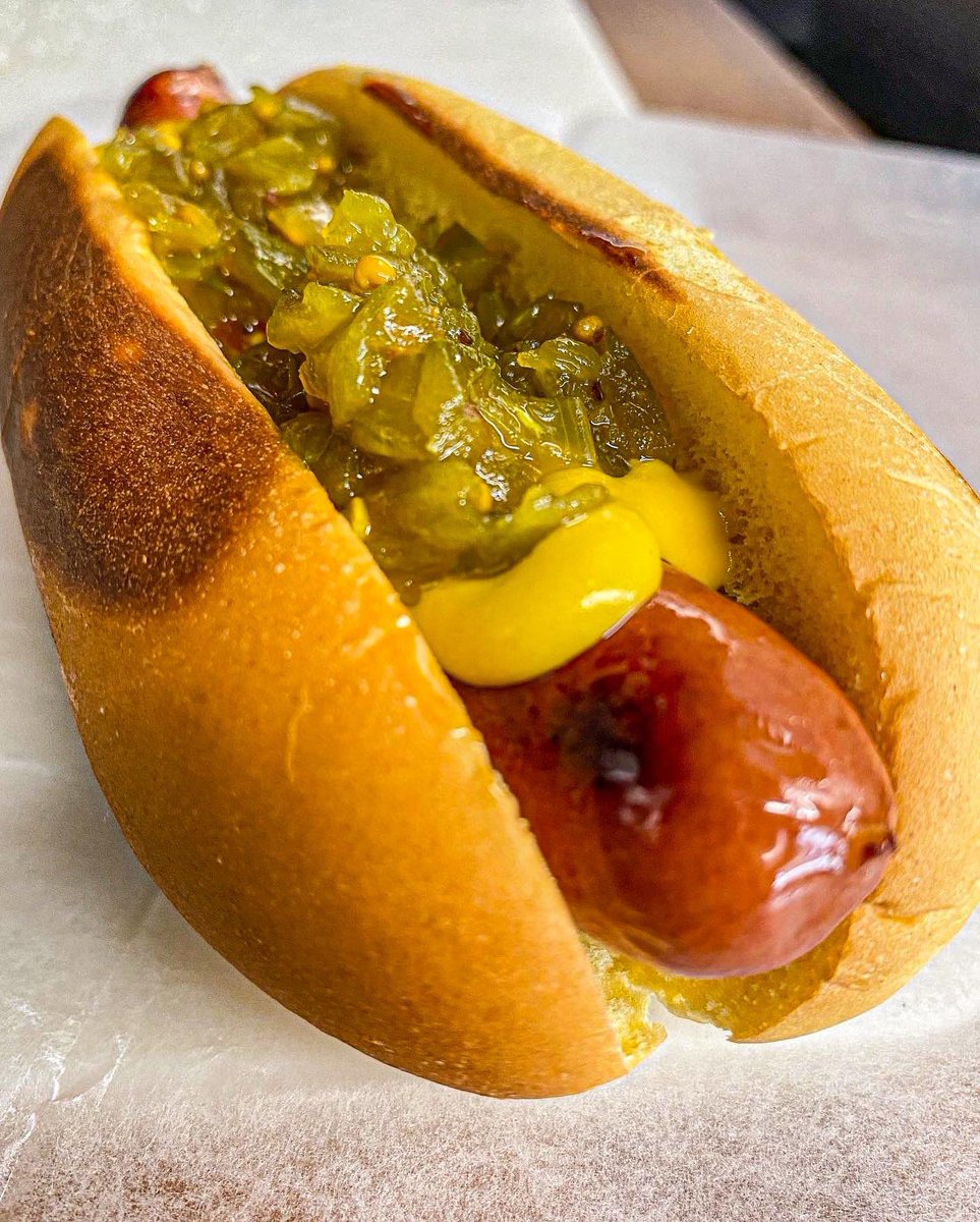 rockettruck's tweet photo. Our sights are set on the @ProvidenceFlea today. It’ll be happening at the @FarmFreshRI Market Hall on Sims Avenue. We’ll have breakfast and lunch available, 11:00 to 3:00. #pvdflea #getoutandflea #PVD
https://t.co/9flgy5sh7t https://t.co/NUrEQkdXkG