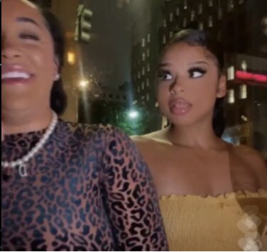 therightonetv's tweet image. Check out Chrisean #blueface Girl Spilling Tea with Natalie Nunn Producer of new show on #zesus youtu.be/BYY_8_suBLw &amp;lt;&amp;lt;&amp;lt;must watch video will be 💀 🔥 #zesusnetwork #BadBoysLA #natalienunn #blueface #realitytv #badgirlsclub #baddies