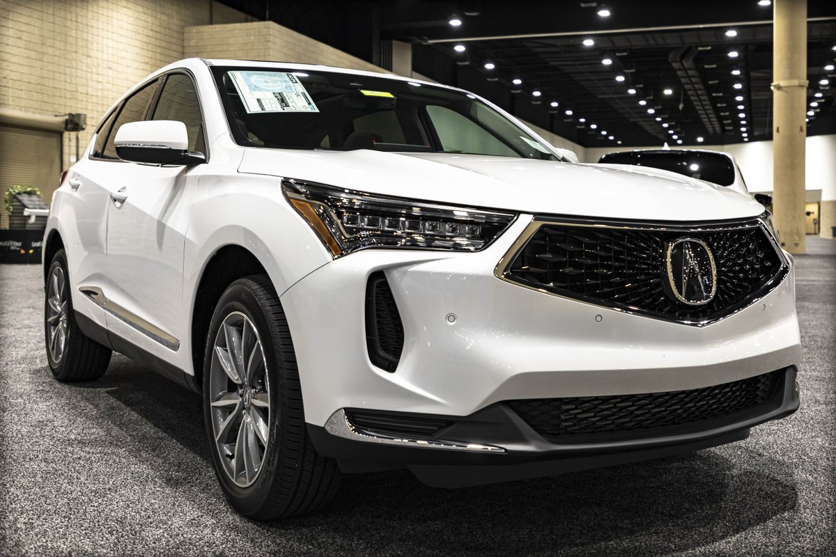 ALAutoShow's tweet photo. Have you been dying to get out on the road in a new @chevrolet? Interactive ride-and-drives are happening all day at the show! It's all free at the @BJCC, so see for yourself how your favorite manufacturers are pushing innovative tech in 2022. #AlabamaAutoShow https://t.co/29Knv7Y1u5