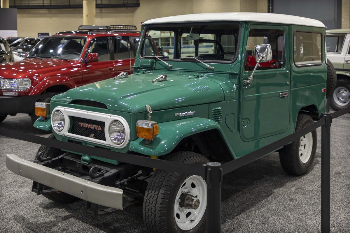 ALAutoShow's tweet photo. Have you been dying to get out on the road in a new @chevrolet? Interactive ride-and-drives are happening all day at the show! It's all free at the @BJCC, so see for yourself how your favorite manufacturers are pushing innovative tech in 2022. #AlabamaAutoShow https://t.co/29Knv7Y1u5