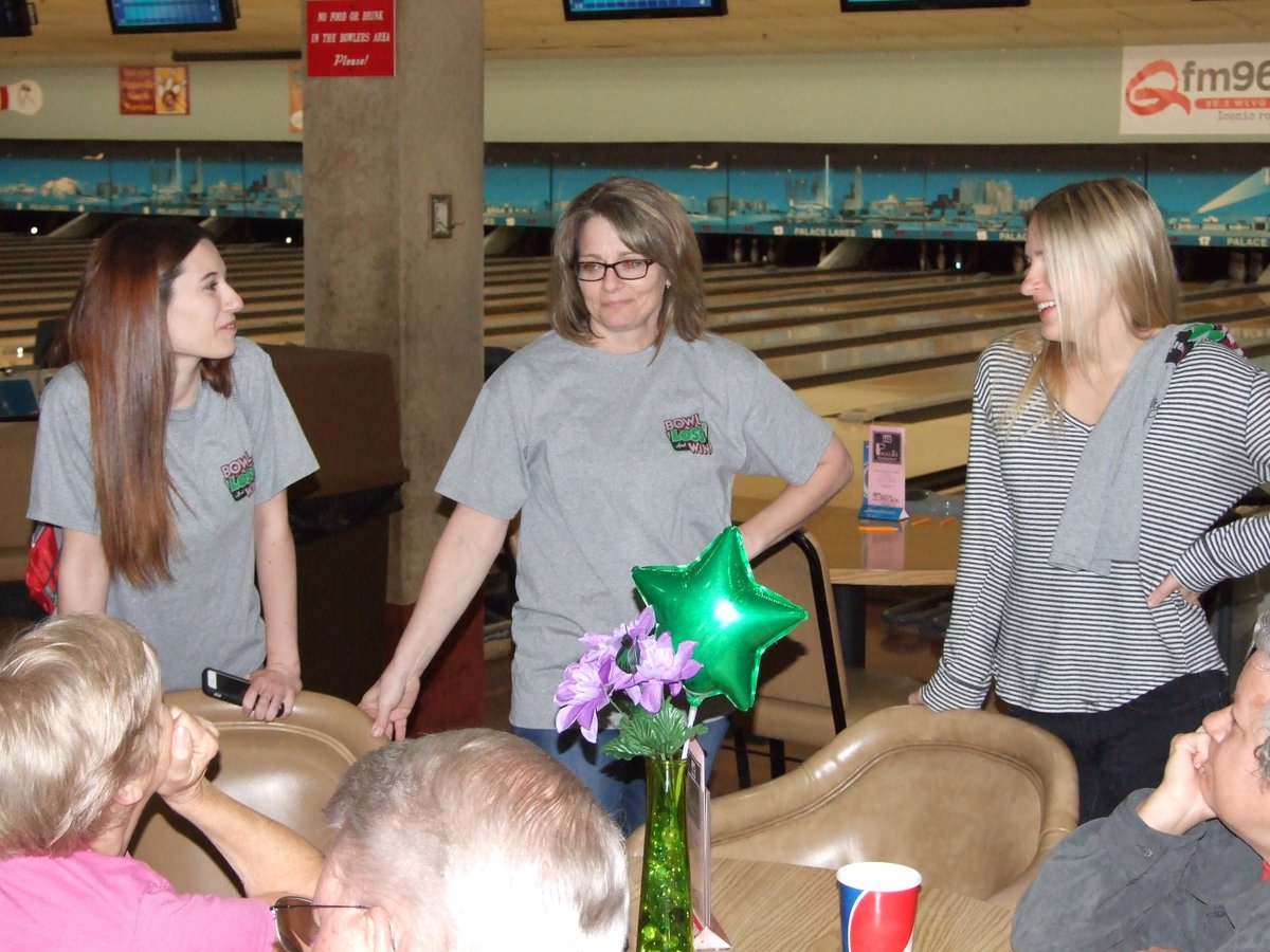 LOSS_CS_'s tweet image. Volunteers are the backbone of LOSS and we're grateful for all they do. If you're interested in joining the community of hope, join us on 4/16, 11 am - 1 pm for an information session about our programs and volunteer needs. losscs.org/events/infoses…