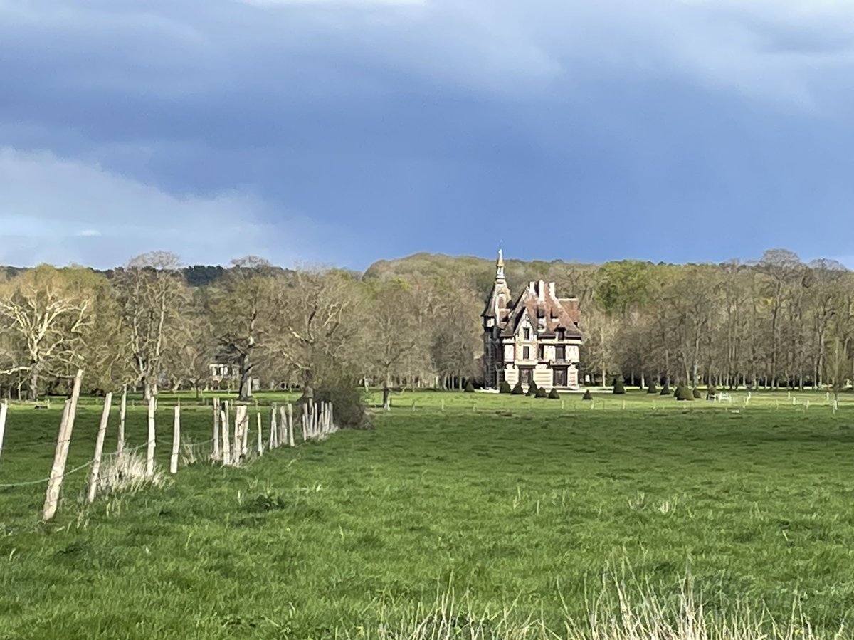 bibalabib's tweet image. Sur la route de la #seineavelo #v33