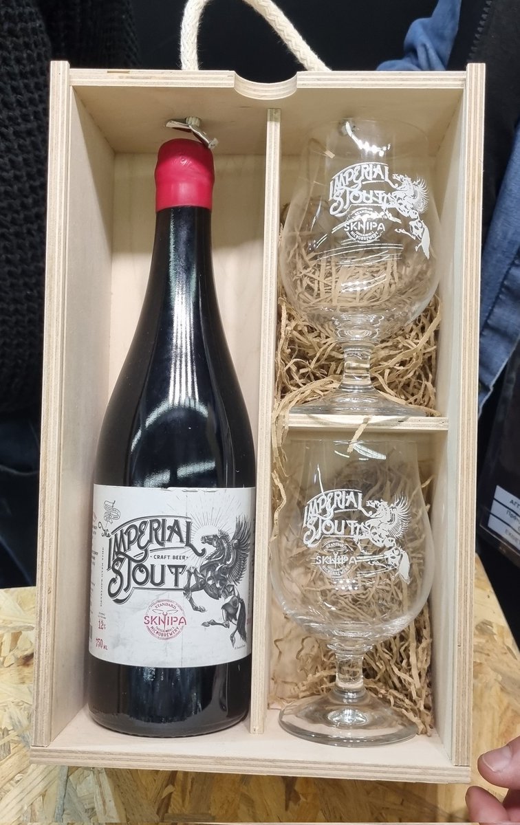 MyUltraLife's tweet photo. Imperial Stout Beer by
SKNIPA MICROBREWERY @sknipabeer1
This beer @AChatzianestis must be included in your #BeerMasterclass curriculum
# https://t.co/on11scrE3C