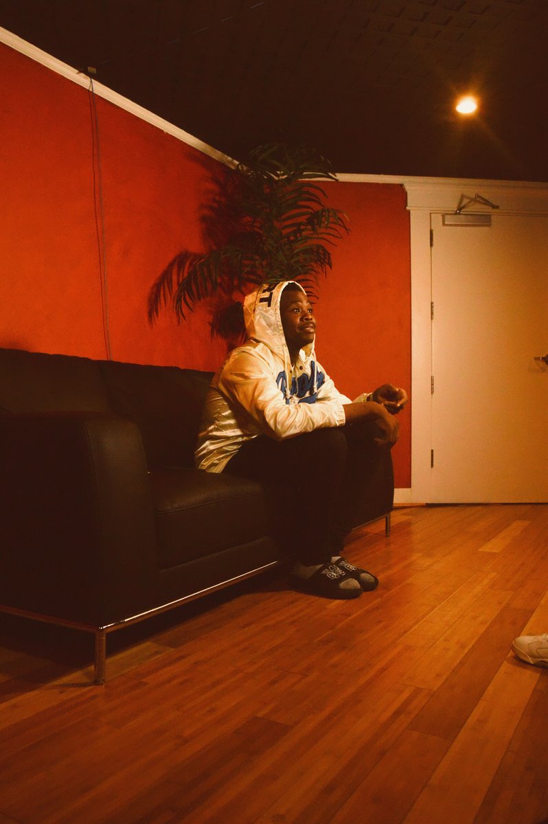 FL Dusa Gives the OakA 🌳 our interview with Kevin Gates' artist FL Dusa is out now 🔥 

📸: <a href="/m_arkel_k/">malik</a> <a href="/_camislit/">Lights•Camryn•Action</a>