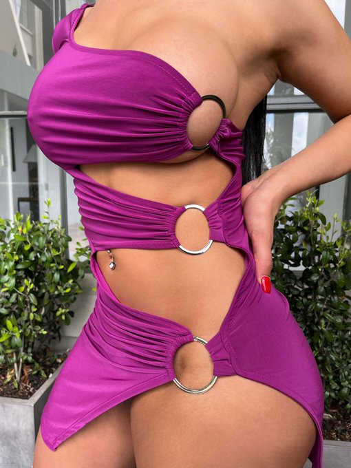 Is purple my colour?💜💜💜 https://t.co/s99qgy8X06