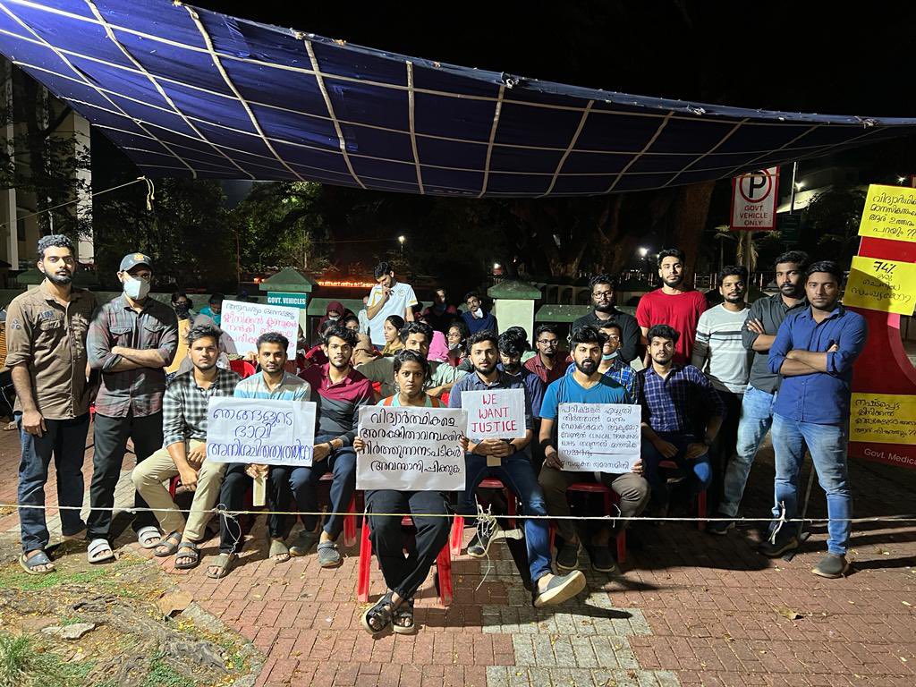 Shameera1020's tweet photo. #JusticeforFinalYearMedicos                      We will fight until we get justice💪🏻 https://t.co/93KR7giV4X