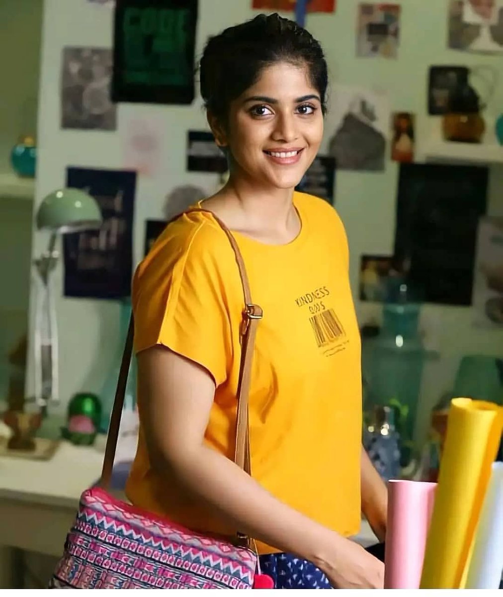 Meghaakashhoffl's tweet photo. Hello Miss Sunshine 🌄🤩
#MeghaAkash  @akash_megha @Meghaakashhoffl https://t.co/78J0i8eprs