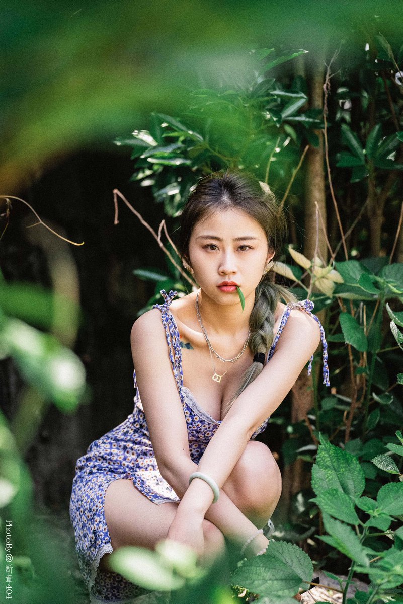 不止是只会拍私房系列
少年时我们追求激情，成熟后却迷恋平庸。
愿我们有勇气在经历了寻找、伤害、背离之后，还能一如既往的……相信爱情。
#杭州 #约拍 #写真 #日系 #杭州约拍 https://t.co/he3wlwFCw1 https://t.co/0hFubGwiey