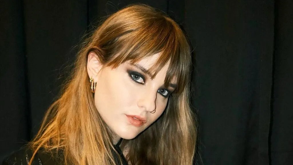 Its_True_Gossip's tweet photo. DJ XYZ and Marlena were seen having an... Interesting affair in Marlena's hotel room

We are yet to know if this will influence today's results in the grand final of @Eurovisnt
They either found love in bitola, or found a little bit of fun in this north macedonian city https://t.co/q8DeewknOj