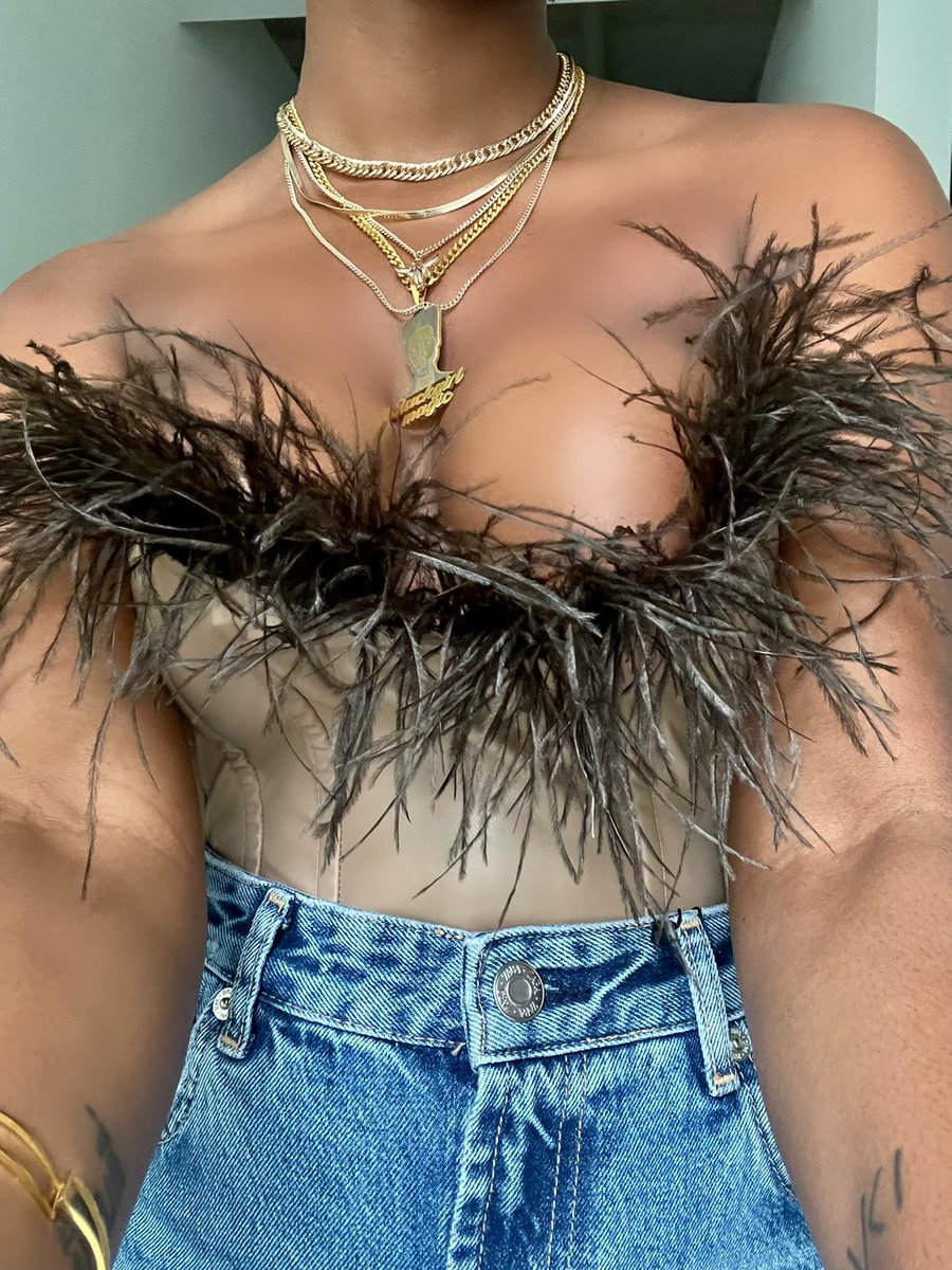 ShopHM_'s tweet image. can we get a little commotion for our Mocha Overbust 🤎