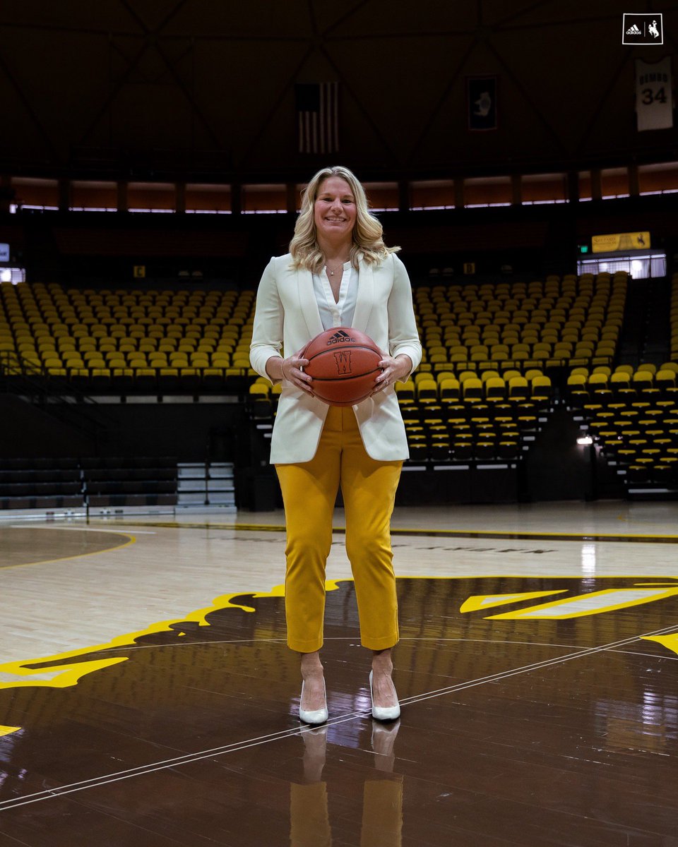 Our Head Coach 

🤠🏀 <a href="/Coach_Ezell/">Heather Ezell</a>