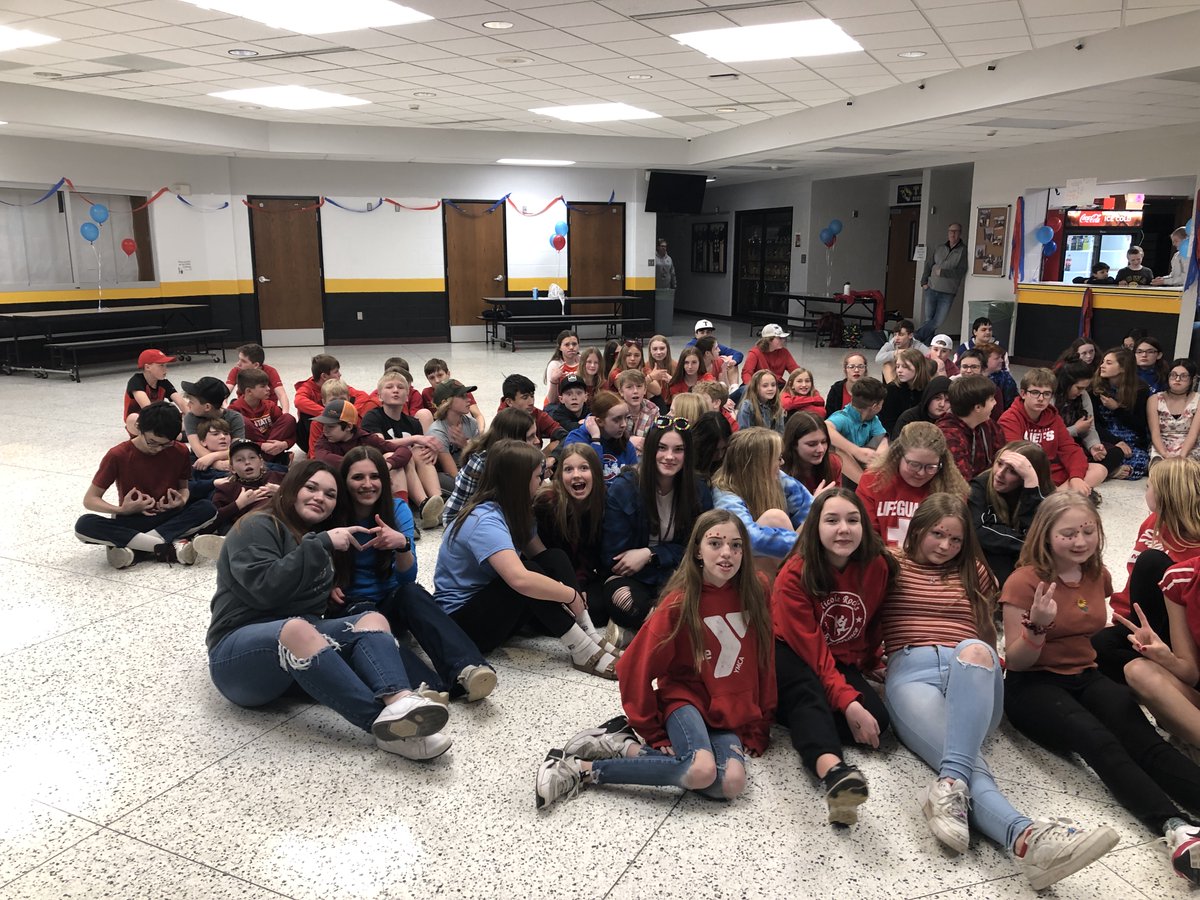 TiptonTigersMS's tweet photo. 7th-8th Red/Blue Dance was a success. Lots of fun and shoutout to 7th graders as 75% of all 7th graders attended!! https://t.co/zwwFhnsaYD