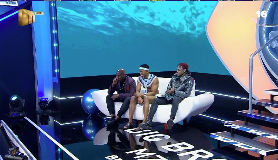 Modipadi_W's tweet photo. The conspiracy corner gang #BBMzansi https://t.co/PBGtFDYoCG