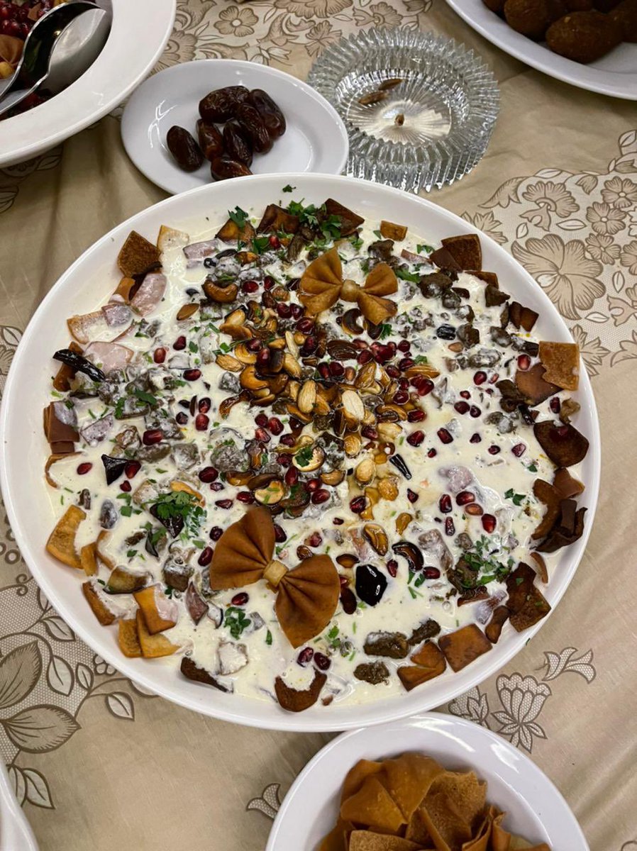 Mayssi_'s tweet photo. It’s officially the season😂
Everyday on #iftar
#fattouch #fatté #soup #RamadanMubarak https://t.co/JhyuCtP6ge