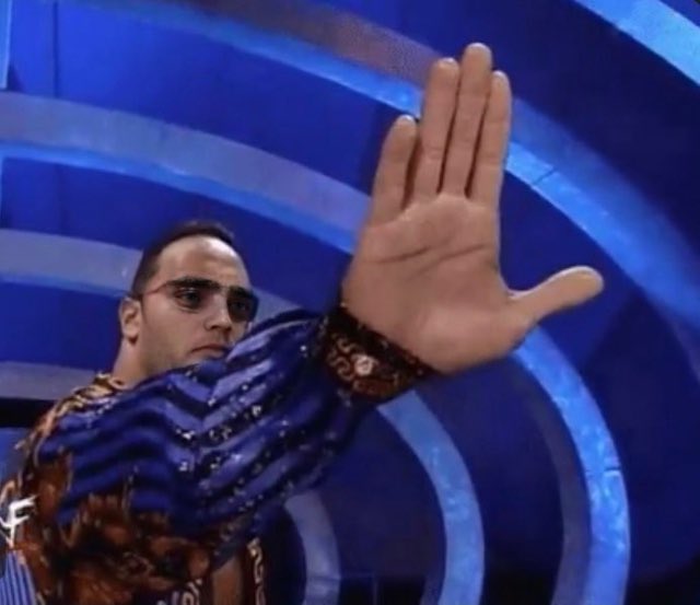 Von Liqt tweet media