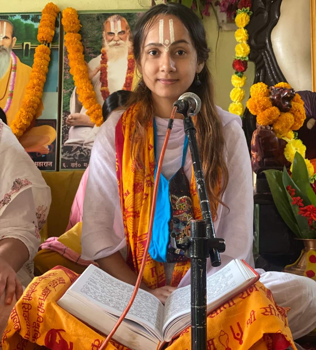 RONBupdates's tweet photo. Youngster in religion: As Ram Nawami is near, many people started celebrating by reading Ramayan for 108 &amp; 10008 times. ❤️ 

Pic. Nitesh BIsta https://t.co/FZmznQ9Oaq