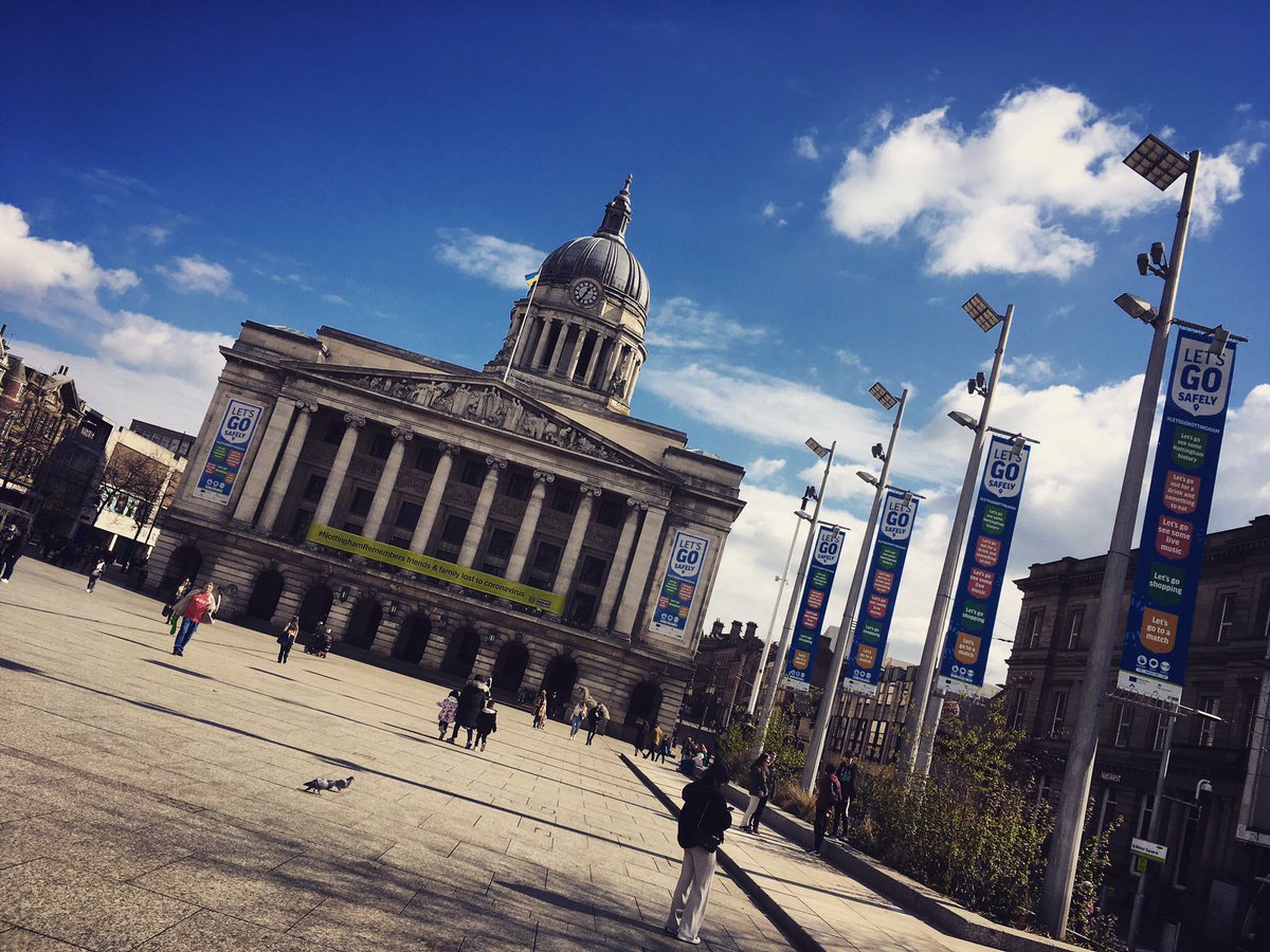 Hellooooo Nottingham! My first short film “Finders, Keepers...” a black &amp; white homage to Hitchcock had its world premiere here many moons ago at the Shots in the Dark #FilmFestival created by <a href="/aojwFL_BFC/">Adrian Wootton OBE</a> And now I’m back for @beestonfilm with #AllThatGlitters!

#ShotsInTheDark