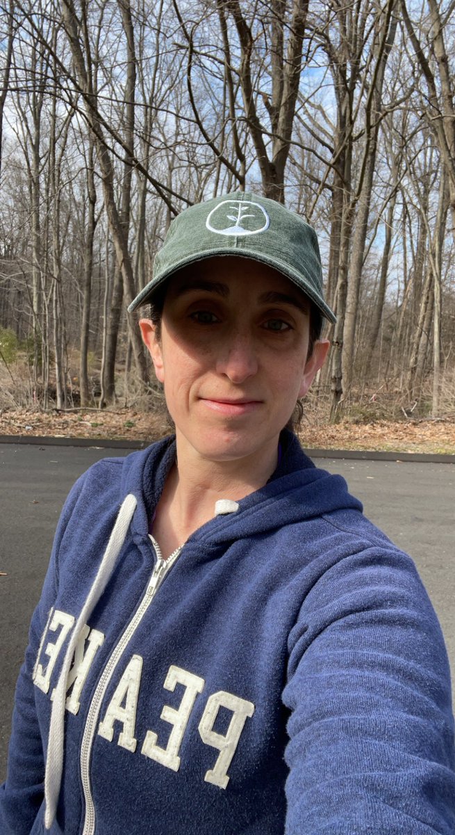 Took my new <a href="/onetreeplanted/">One Tree Planted</a> hat out for a walk around my neighborhood for the April 30/30 challenge <a href="/SamHeughan/">Sam Heughan</a> <a href="/MyPeakChallenge/">My Peak Challenge</a> <a href="/nepeakers/">Northeast Peakers 🍁❄️🌷🌳🇺🇸</a>