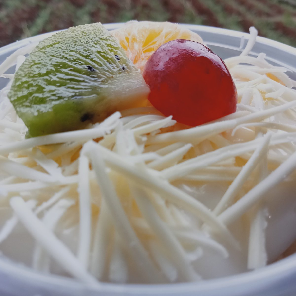 Cocok bngt nih buat buka puasa nya. Salad buah yg di jamin seger bngt😊