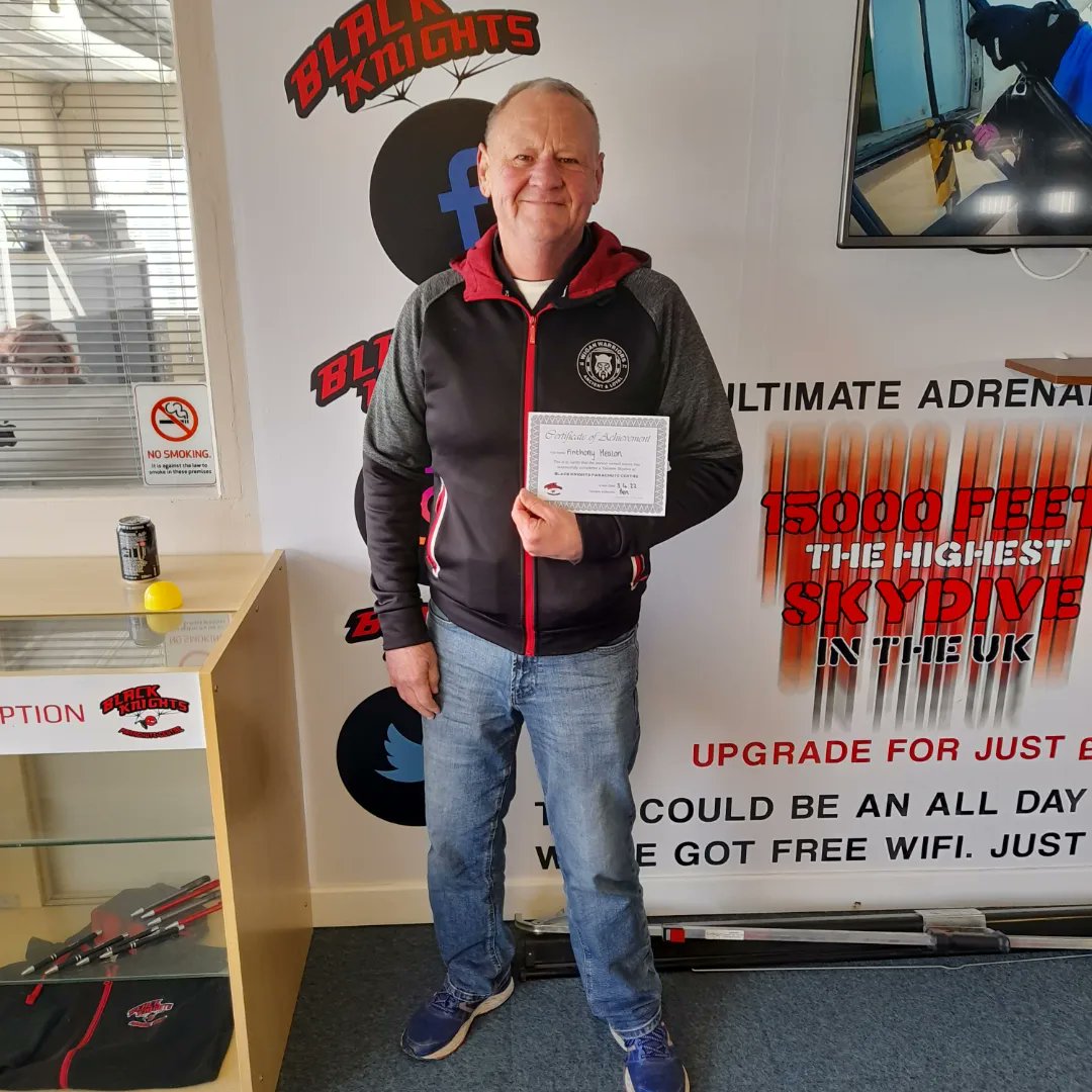 TeresaWarrior18's tweet photo. Well done to my Daddy - he did a 15000ft tandem Skydive today! He raised money for 2 charities very close to our family's hearts - Rosemere Cancer Foundation in memory of his brother Charles and @TAAG_Lancashire in memory of his nephew Simon #BlackKnights #Rosemere #TAAG https://t.co/q4WHt3jshw