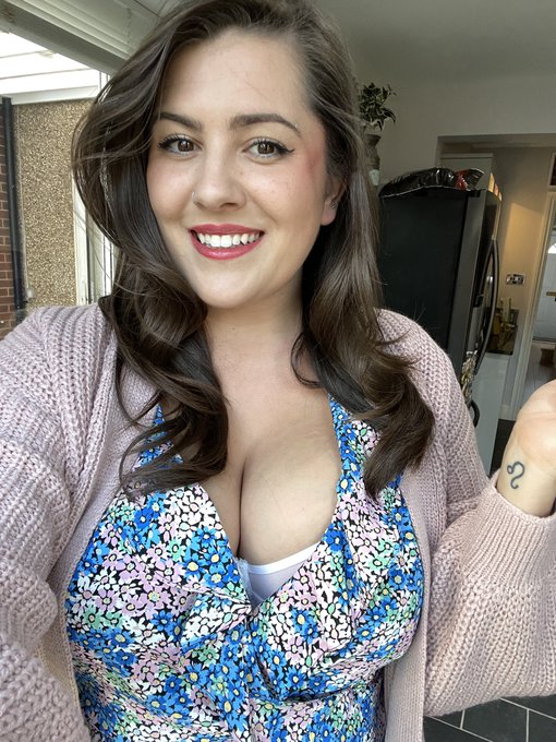 💋 Sunday Funday💋 https://t.co/7FDSSbXBoa