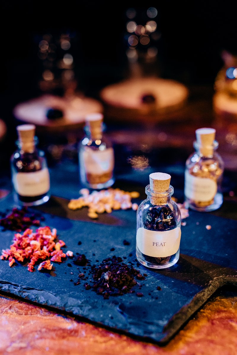 tipsymidgie's tweet photo. The best thing to pair with whisky? Chocolate! Come along to our Chocolate Tuesdays. Every Tuesday at 7pm and enjoy 5 specially paired drams matched with outstanding chocs. Buy tickets here https://t.co/wsgOVUMjRO #chocolateandwhisky #whiskypairing #edinburghbar https://t.co/jkE92Syt32