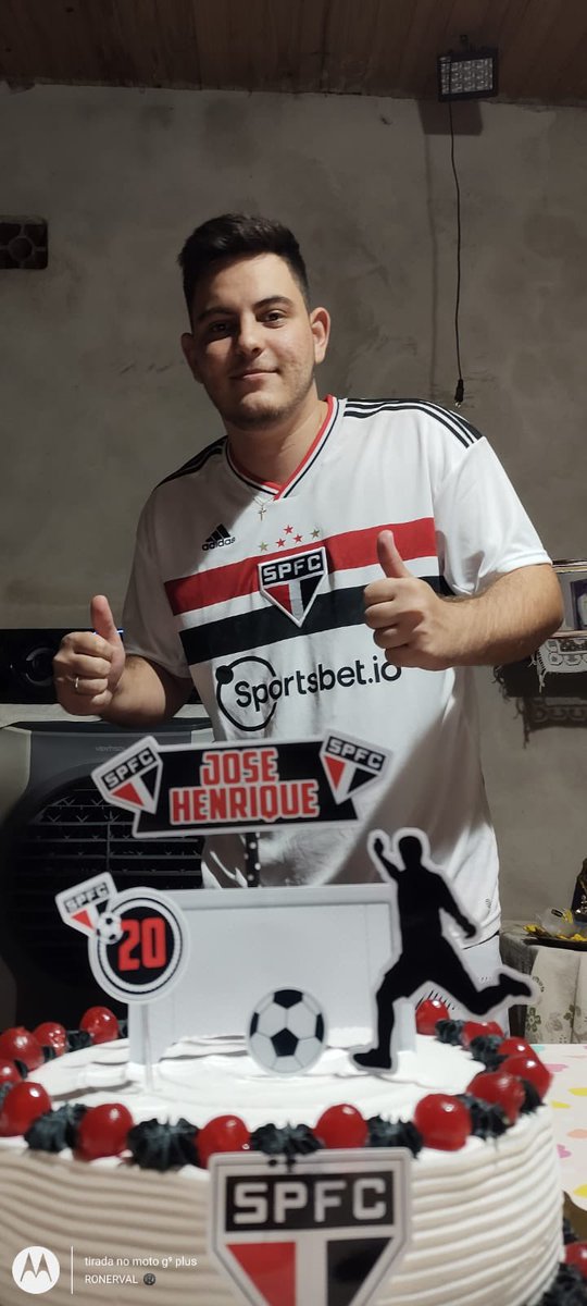 HenriqueiJose's tweet photo. Isso…Isso me deixou feliz de novo, os melhores ❤️ #20tou https://t.co/wihglNqq8G
