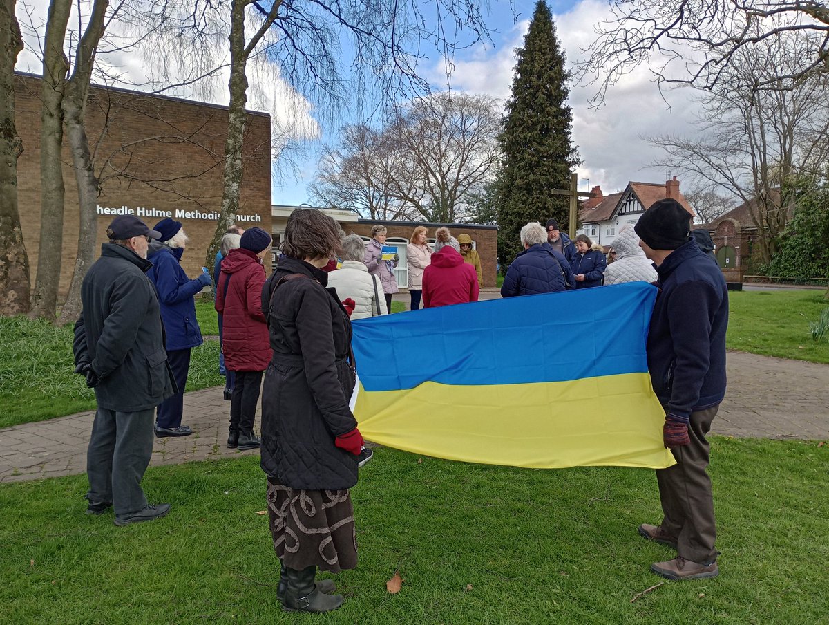 Members of churches across #CheadleHulme meeting together today at 2pm for #WePrayForUkraine 🙏
<a href="/christian_aid/">Christian Aid</a>
