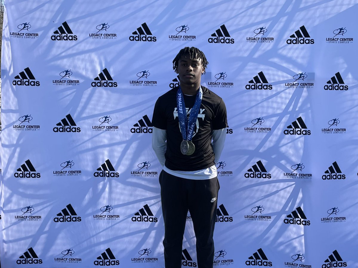 <a href="/LegacyNE7v7/">Legacy Football New England</a> R1SE Showcase Top DB was awarded to 2024 Noah Carter of Springfield Central , a 3.8 gpa student - athlete. He also won the fastest man competition! Congrats on taking home MVP honors! <a href="/noahcarterrr/">Noah Carter</a> <a href="/Legacy_recruit/">Legacy Recruiting</a>  <a href="/CoachKenBarger/">Ken Barger</a> <a href="/JD_XOS/">JD Crum</a> <a href="/Bryan_Ault/">Bryan Ault - Midwest Scout</a> <a href="/Sportsinthed_/">Sports in the D ™</a>