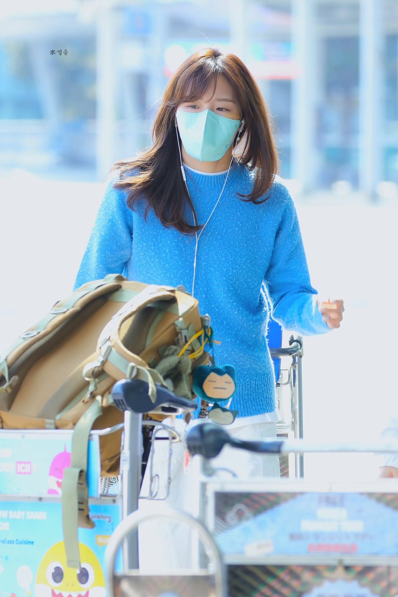mikgnala's tweet photo. 220403 출국
자연광조하💙💙💙
#쇼트트랙 #김아랑 https://t.co/V5sVUvgXnc