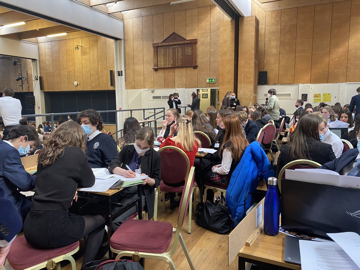 standrewsMUN's tweet image. Delegates working hard during the E&amp;amp;E resolution regarding the question of ethical lithium and cobalt mining. #saimun #SpeakOut