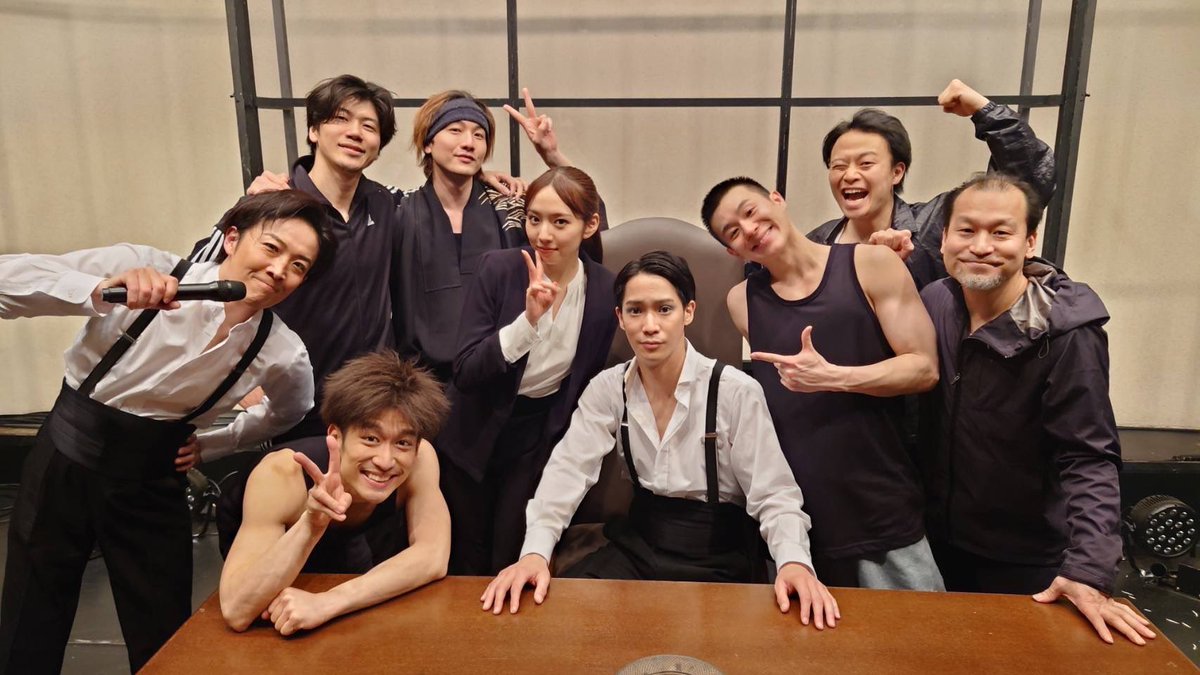 ryukitakahashi8's tweet photo. 舞台　#熱海殺人事件
無事に千秋楽を迎えることが出来ました。
この大変な世の中の中劇場に足を運んでくださった皆さん本当にありがとうございました。
また一つ夢が叶うことができました、これからも皆さんと一緒に叶えていきたいです。
高���龍輝を引き続き宜しくお願いします。
感謝 https://t.co/mEcwB3vKs3