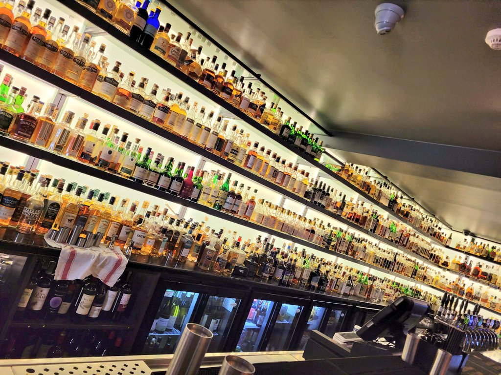 irishwhisky1988's tweet photo. I'm crying happy tears. Also, I'm slightly overwhelmed. https://t.co/GbUMOAvKJF
