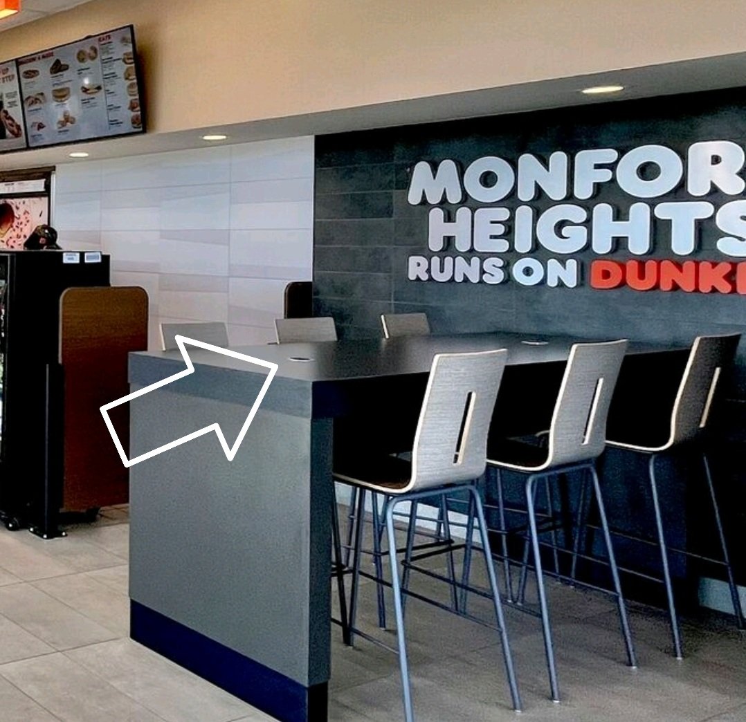 RabiusDavid's tweet photo. Looking Good! @InspireBrands #Dunkin Redesign With https://t.co/11KzyISNkj Wireless Cell Phone Charging Platforms allowing customers to charge phones WITHOUT cords https://t.co/986oqn3om0